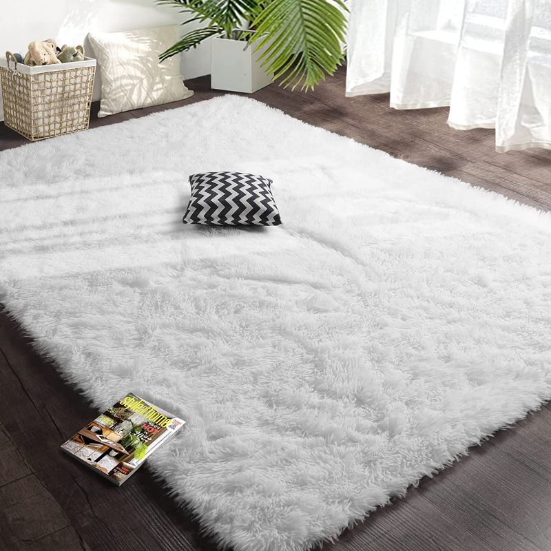 Photo 1 of [4ft x 6ft] Ultra Soft Fluffy Shag Rug with anti slip backing [White]