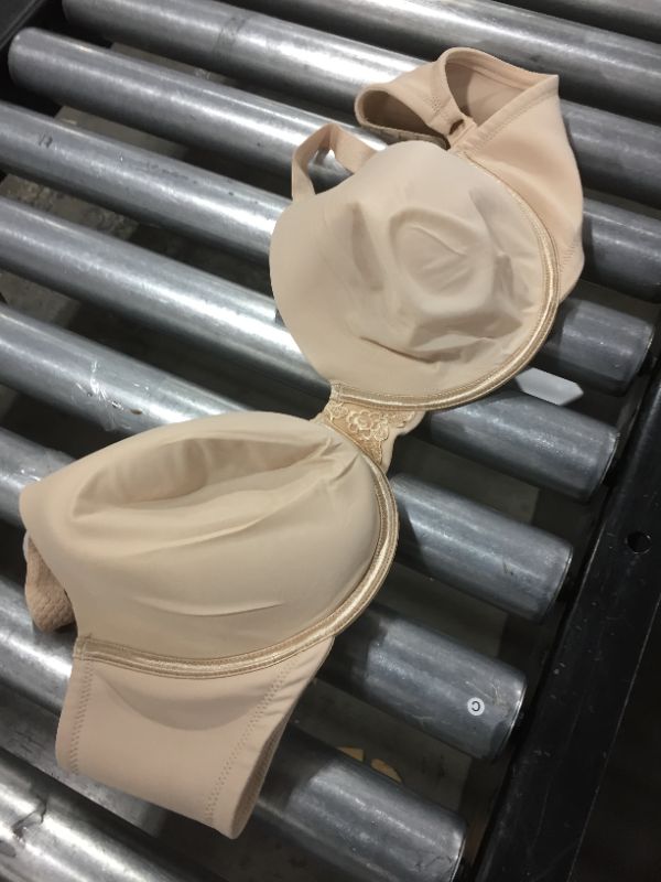 Photo 1 of WOMEN'S BRA 42C