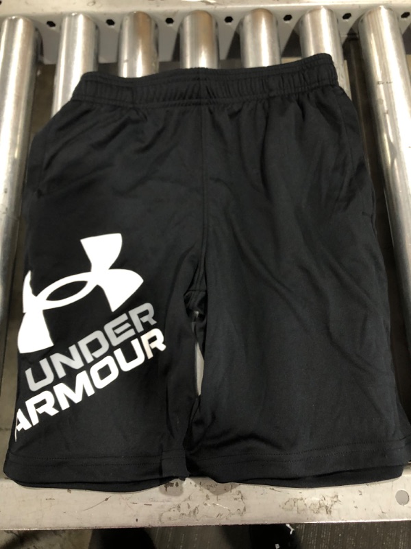 Photo 1 of Under Armour Boys' Prototype 2.0 Logo Shorts (M)
