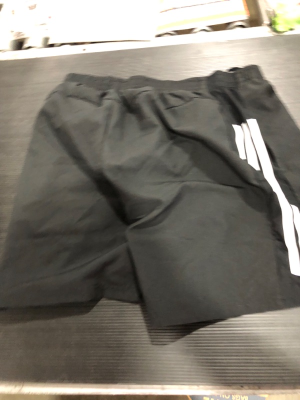 Photo 1 of Generic athletic shorts 
Size L