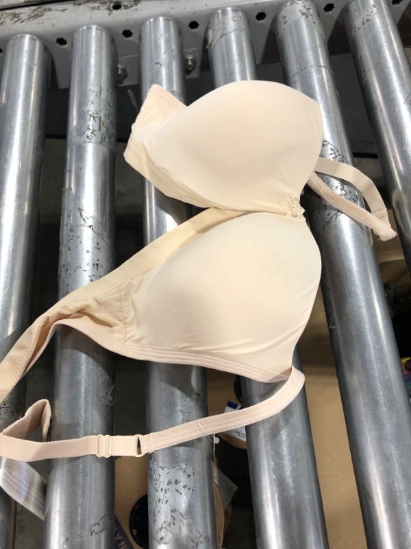 Photo 1 of Womens generic bra 