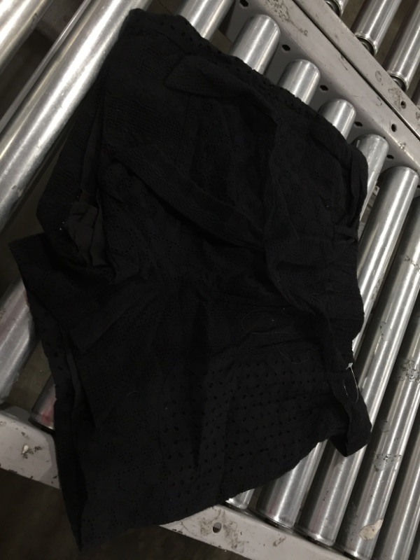 Photo 1 of M Black shorts