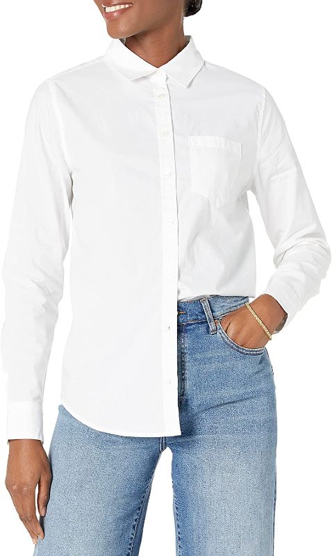 Photo 1 of Amazon Essentials Women's Classic-Fit Long-Sleeve Button-Down Poplin Shirt S