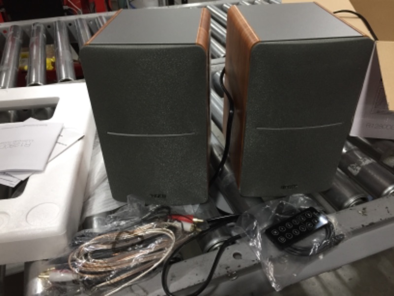 Photo 2 of Edifier R1280DB Bluetooth Speaker System (Brown)
