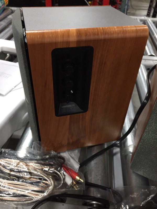 Photo 4 of Edifier R1280DB Bluetooth Speaker System (Brown)
