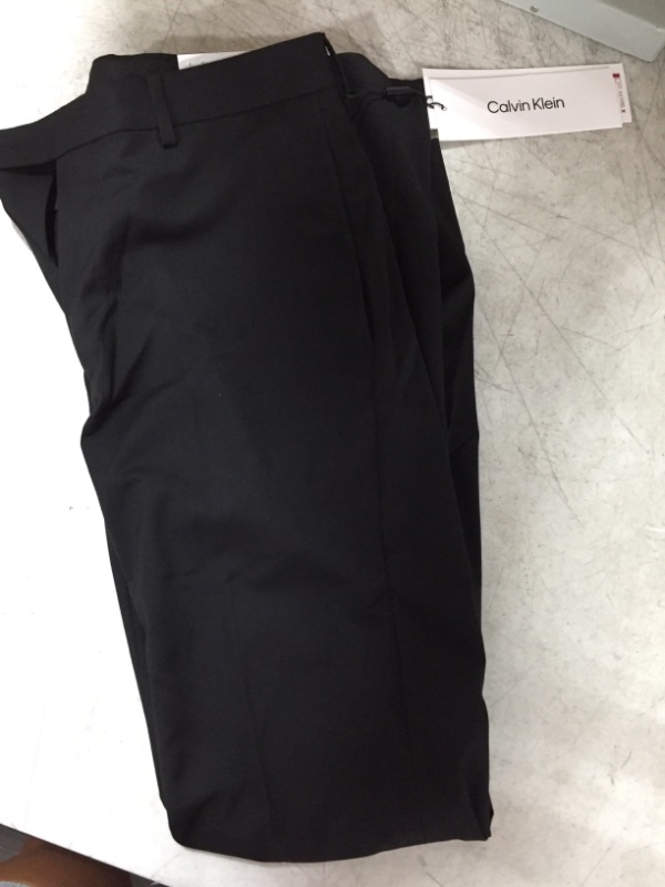 Photo 2 of Calvin Klein Men's Slim Fit Dress Pant 32Wx32L
