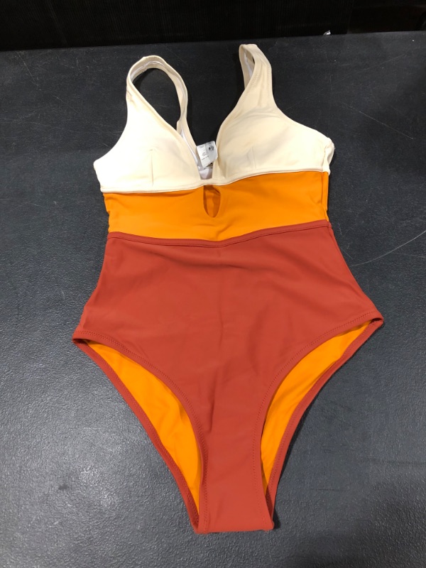 Photo 1 of Women's 1 Piece Swim Suit XS