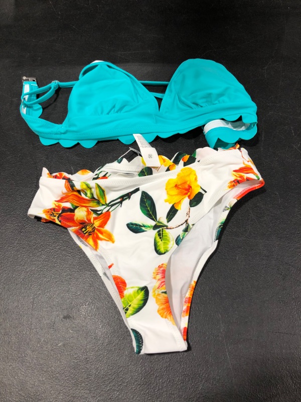 Photo 1 of Women's 2 Piece Swim Suit Small