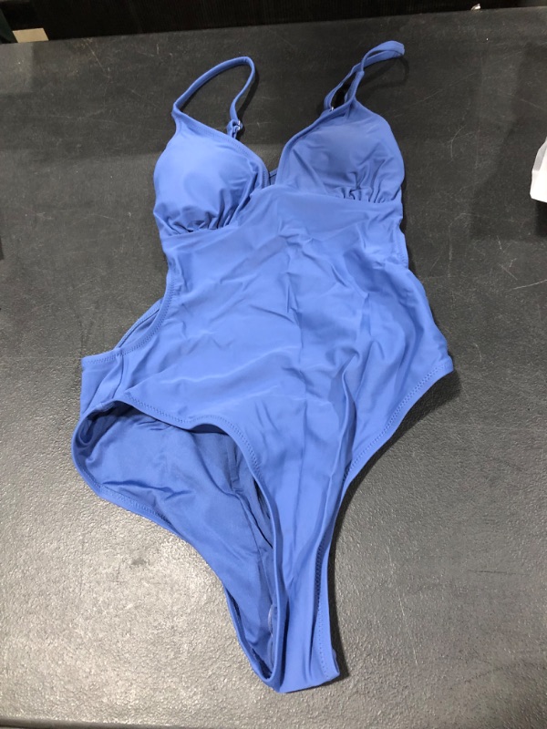 Photo 1 of Women's 1 Piece Swim Suit Medium 