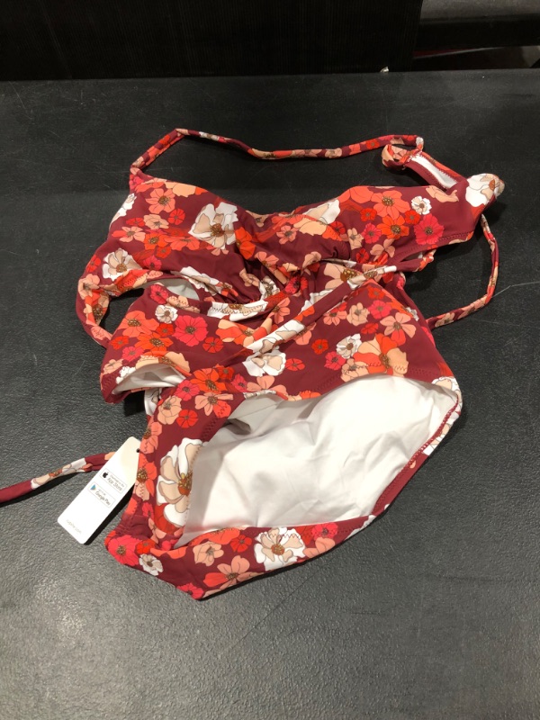Photo 1 of Women's 1 Piece Swim Suit XL