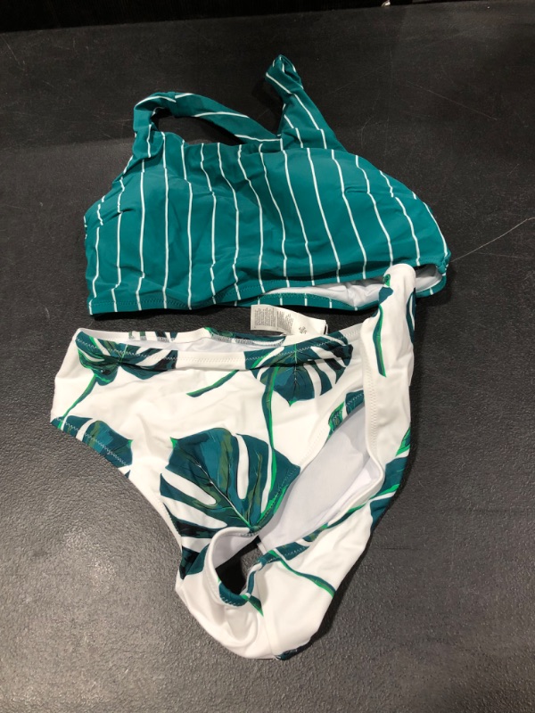 Photo 1 of Women's 2 Piece Swim Suit Large 