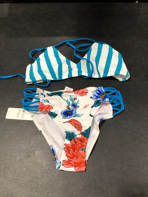 Photo 1 of Women's 2 Piece Swim Suit XS