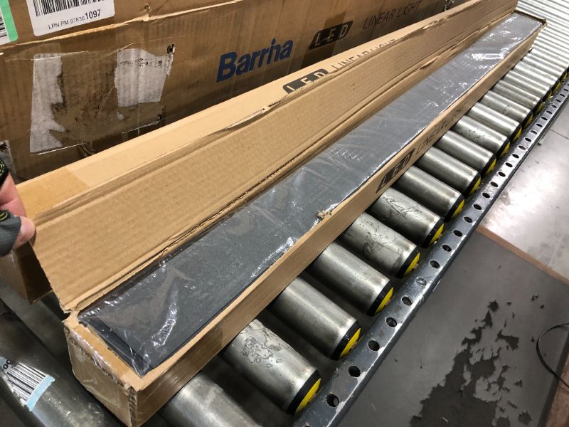 Photo 1 of Barrina LED Linear Light with Remote Control, 4ft 45W, (Pack of 4)
