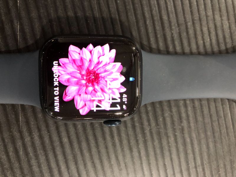 Photo 7 of Apple Watch Series 7 (GPS) 41mm Midnight Aluminum Case - Midnight
