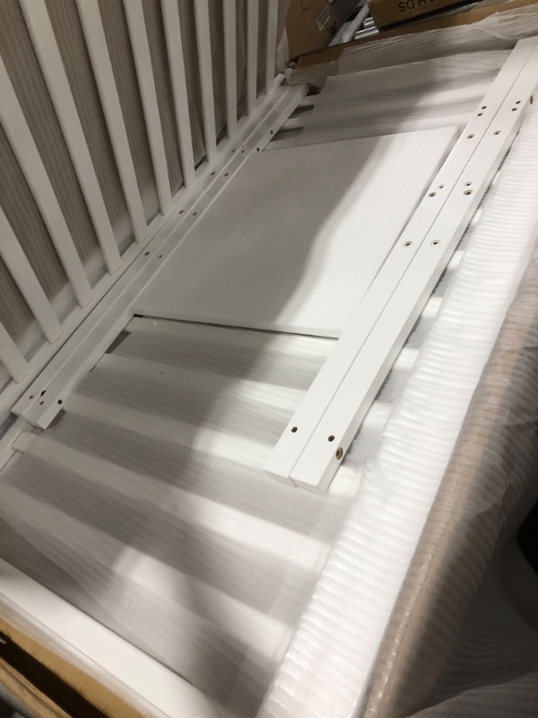 Photo 3 of Dream on Me Synergy 5-in-1 Convertible Crib White
