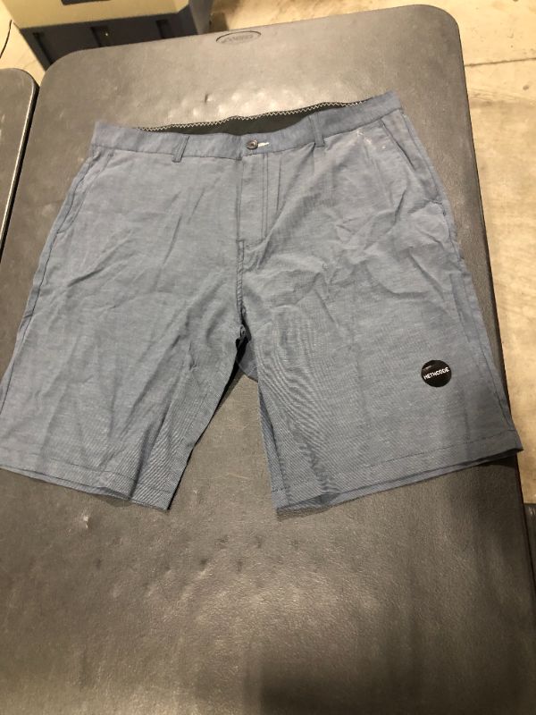 Photo 1 of Men's Shorts, Size 40