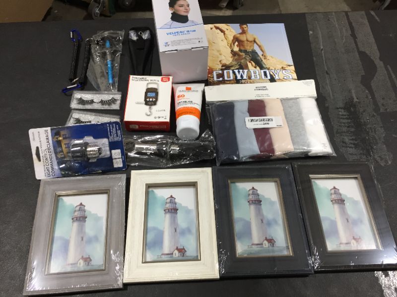 Photo 1 of ~~ BOX LOT ~~
RANDOM ITEMS BUNDLE!!