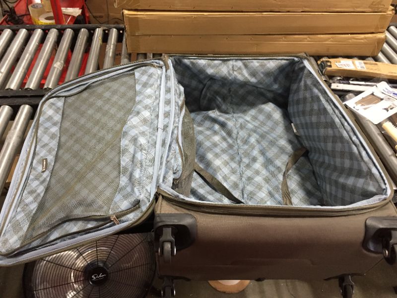 Photo 2 of Travelpro Maxlite 5 Softside Expandable Luggage with 4 Spinner Wheels, Lightweight Suitcase, Men and Women, Slate Green, Checked-Medium 25-Inch
