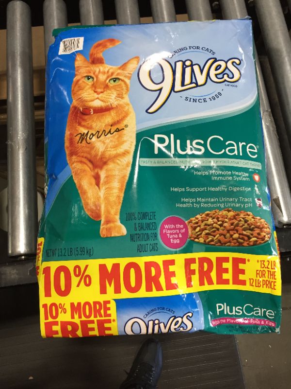 Photo 2 of 9Lives Plus Care Dry Cat Food Bonus Bag, 13.2-Pound (exp. 04.17.2022)
