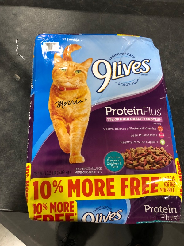 Photo 2 of 9Lives Protein Plus Dry Cat Food Bonus Bag, 13.2-Pound
