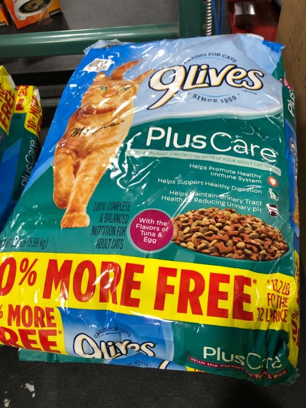 Photo 1 of 9Lives Plus Care Dry Cat Food Bonus Bag, 13.2-Pound
BEST BY MAY 28 2022