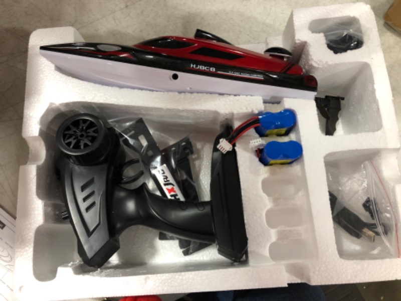 Photo 3 of HJ808 RC Boat 2.4Ghz 25km/h High-Speed Remote Control Racing Ship Water Speed Boat Children Model Toy
