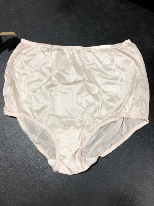 Photo 1 of Vanity Fair Perfectly Yours Ravissant Tailored Brief Panty 15712,XL
