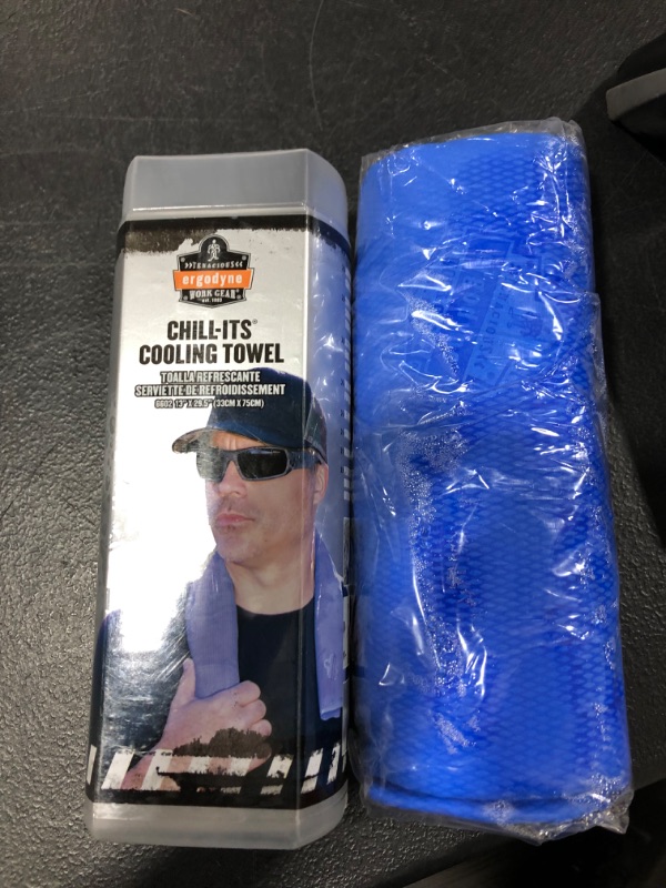 Photo 3 of Ergodyne Chill-Its 6602 Evaporative Cooling Towel, Blue
