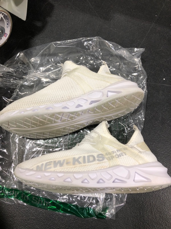 Photo 3 of Kids Running Sneakers Breathable Lightweight Children Shoes Non-slip Casual Boys Shoes Walking Sport Girls Sneakers, **Can't confirm size, check photo for measurement**