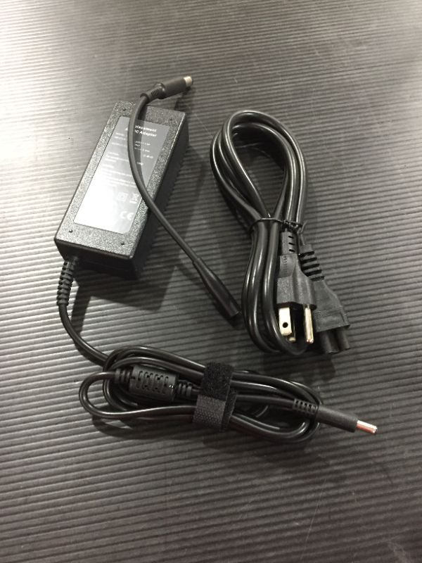 Photo 2 of Powbcsic 65W 45W Laptop Charger for Dell Inspiron 15-3000 15-5000 15-7000 11-3000 13-5000 13-7000 17-5000 XPS 13 Series 5559 5558 5755 5758 la65ns2-01 Power Supply Cord