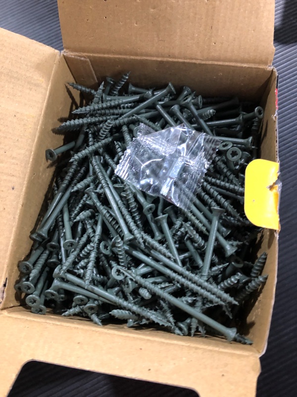 Photo 2 of 3 in. Green Exterior Self-Starting Star Flat-Head Wood Deck Screws #9 (5 lbs./365 pcs)
