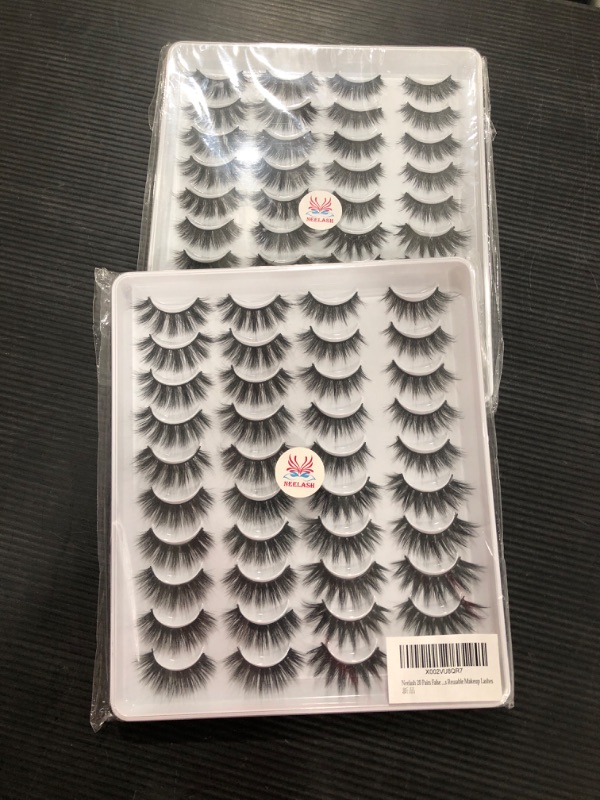 Photo 2 of Neelash 20 Pairs False Eyelashes Natural Look Faux Mink Eyelashes 4 Styles 10-20mm 3D Long Fluffy Volume Dramatic Lashes Reusable Makeup Lashes (11-17mm) - SET OF 2
