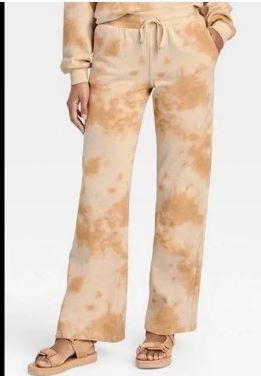 Photo 1 of NWT Target IML Tie Dye Flare Leg Sweatpants (6 pACK)

sz-L