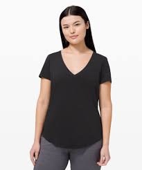 Photo 1 of WOMENS BLACK VNECK XLARGE