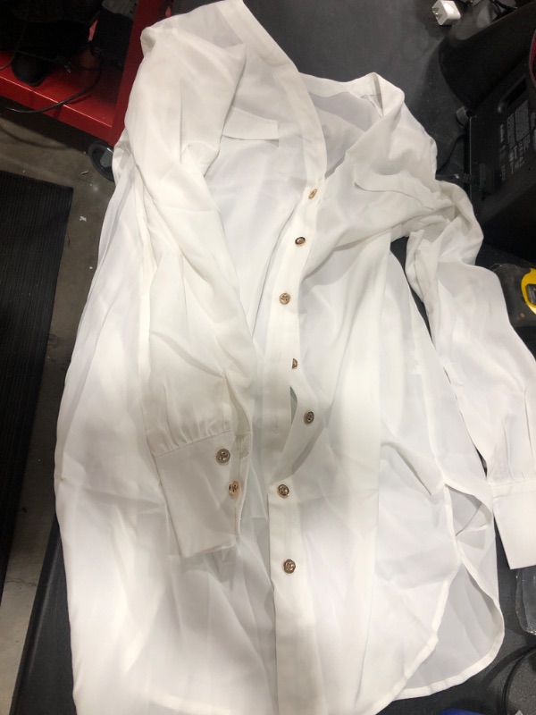 Photo 1 of MENS WHITE DRESS SHIRT GOLD PLAITED BUTTONS