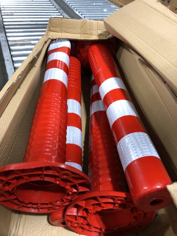 Photo 2 of 4PCS 28? Grab Delineator Post Safety Traffic Cones Road Parking Cones With Reflective Collars Orange Construction Cones For Home Road Parking Practise Emergency Use
