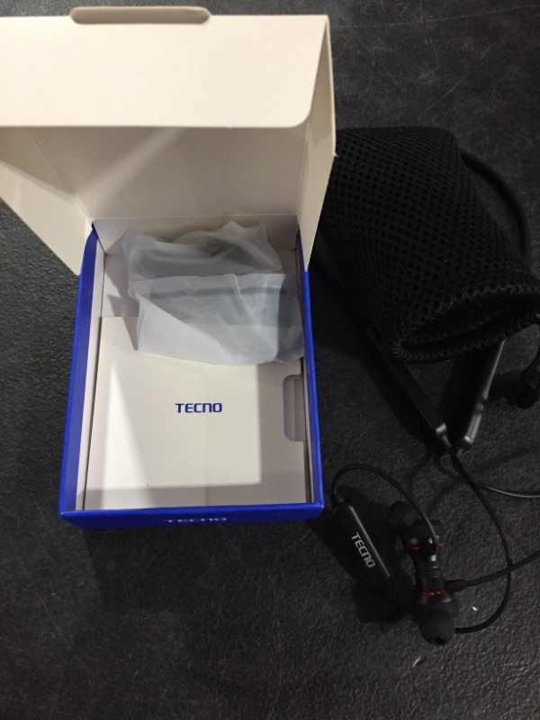 Photo 3 of TECNO Wireless Bluetooth Headphones with Microphone Bravo B1 38 Hours Playing
