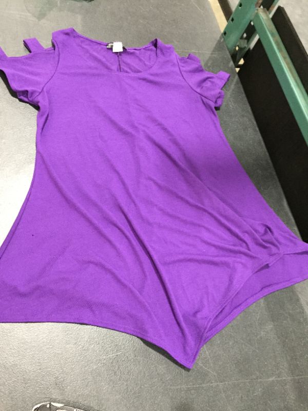 Photo 1 of Women's Purple Top Sz XXL