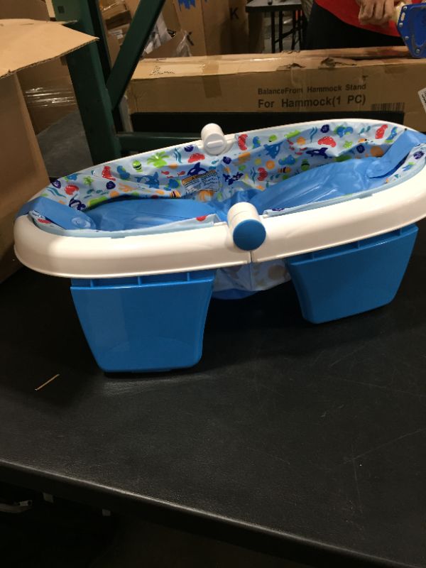 Photo 2 of Generic Foldable Baby Tub