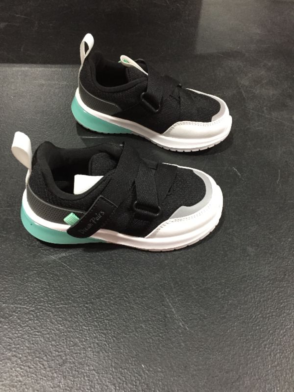 Photo 1 of Dream Pairs Shoes Kids Boy's Shoes SZ 9 Months