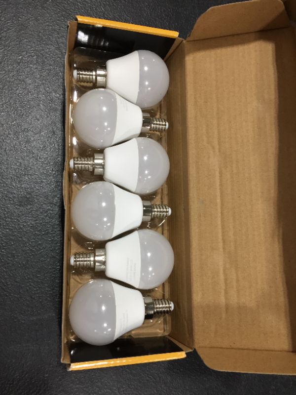 Photo 2 of 6 watt(60w Equivalent) Hansang LED Bulbs Light E12 Screw Base Candelabra Round Bulb 600 Lumen,High CRI,Daylight 5000K,G14 Decorative Bulb Non dimmable for Ceiling Fan 120V Pack of 6 (Daylight 5000K)
