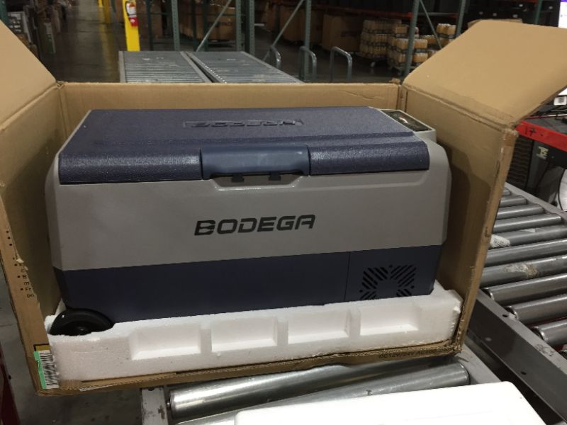 Photo 2 of BODEGAcooler Portable Freezer T50 53 Qt/50L Dual Zone
