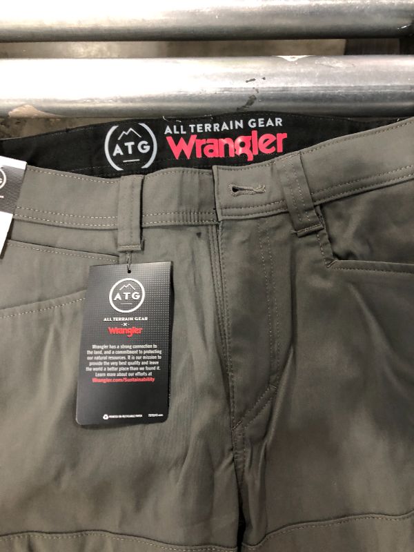 Photo 3 of ATG by Wrangler Men's Synthetic Utility Pant
30 X 32