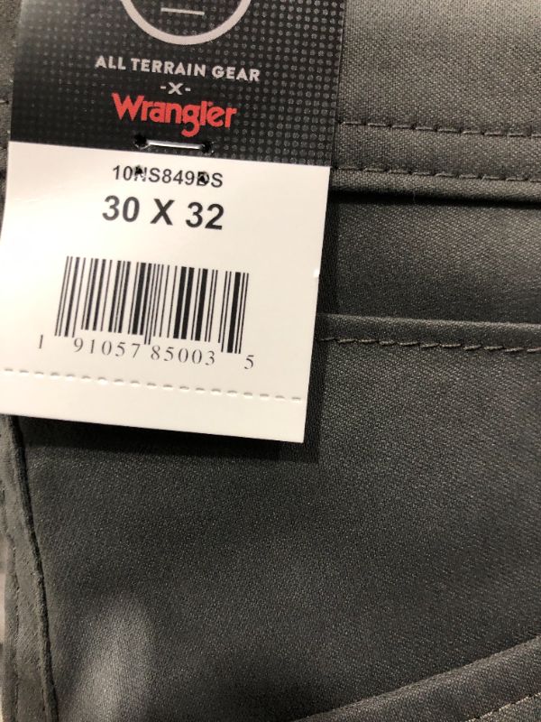 Photo 4 of ATG by Wrangler Men's Synthetic Utility Pant
30 X 32
