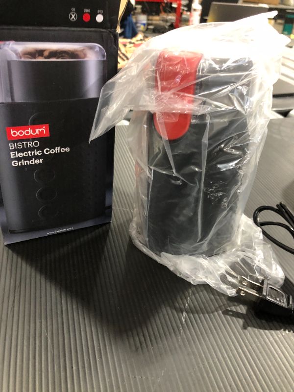 Photo 2 of 
Bodum BISTRO Blade Grinder, Electric Blade Coffee Grinder, Black