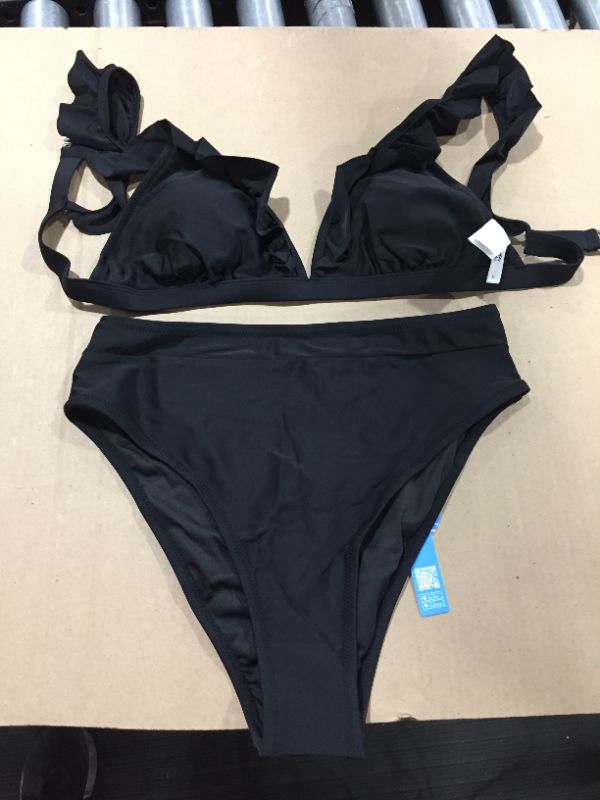Photo 1 of Cupshe Black 2 Piece Bikini Set 