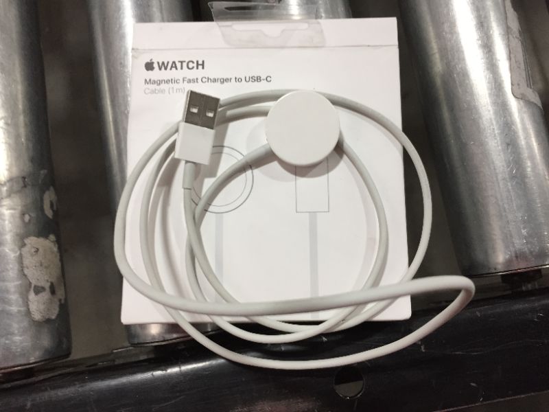 Photo 2 of Apple Watch Magnetic Charger to USB-C Cable (1 M) White 4.2 X .48
