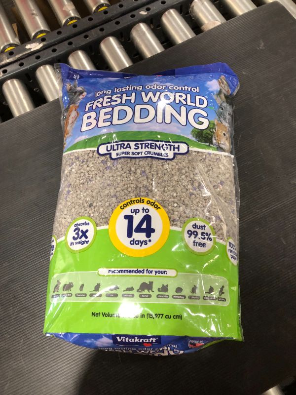 Photo 2 of Vitakraft Fresh World Strength Crumble Bedding for Small Animals
