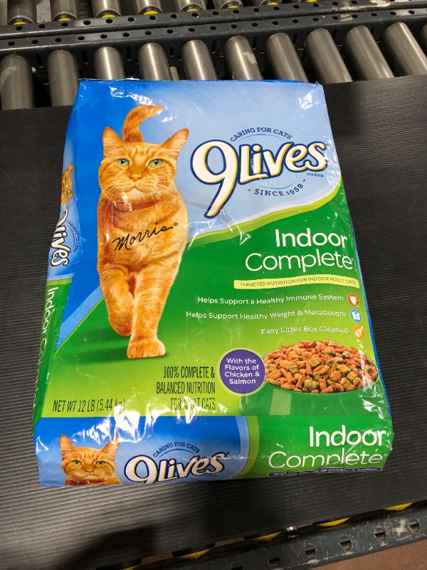Photo 2 of 9Lives Indoor Complete Dry Cat Food, 12-Pound Bag - BEST BY 01/01/2022