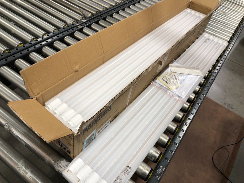 Photo 2 of PARMIDA 20-Pack 4FT LED T8 Hybrid Type A+B Light Tube, 18W, Plug & Play or Ballast Bypass, Single-Ended OR Double-Ended Connection, 2200lm, Frosted Cover, T8 T10 T12, Shatterproof, UL & DLC - 5000K
